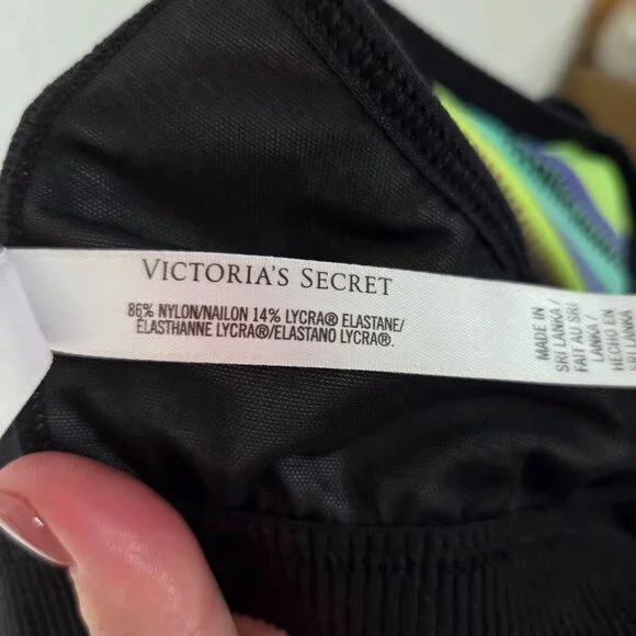Victorias Secret US Sz 36C VSX Multicolor Zigzag Pattern Zip Front Sports Bra - Picture 7 of 8